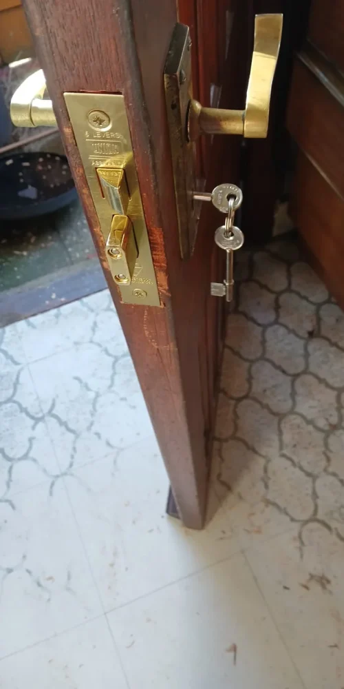 door-lock-fix-liverpool